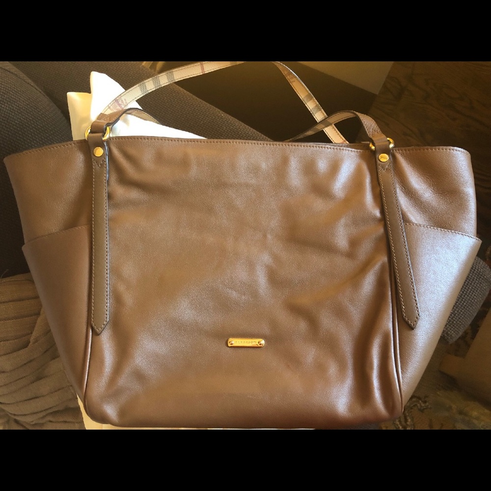 Burberry Canterbury Tote
